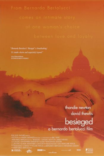 Смотреть онлайн Осажденные (1998)