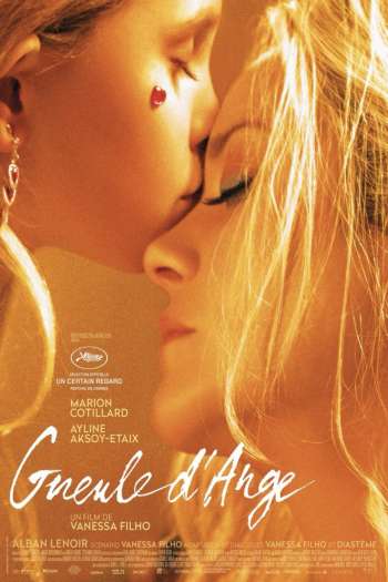 Смотреть онлайн Ангельское личико (2018)